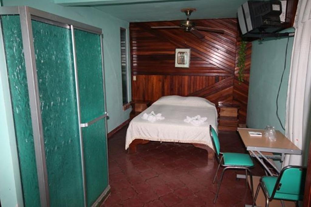 بونتاريناس Hotel Jackie'S House الغرفة الصورة