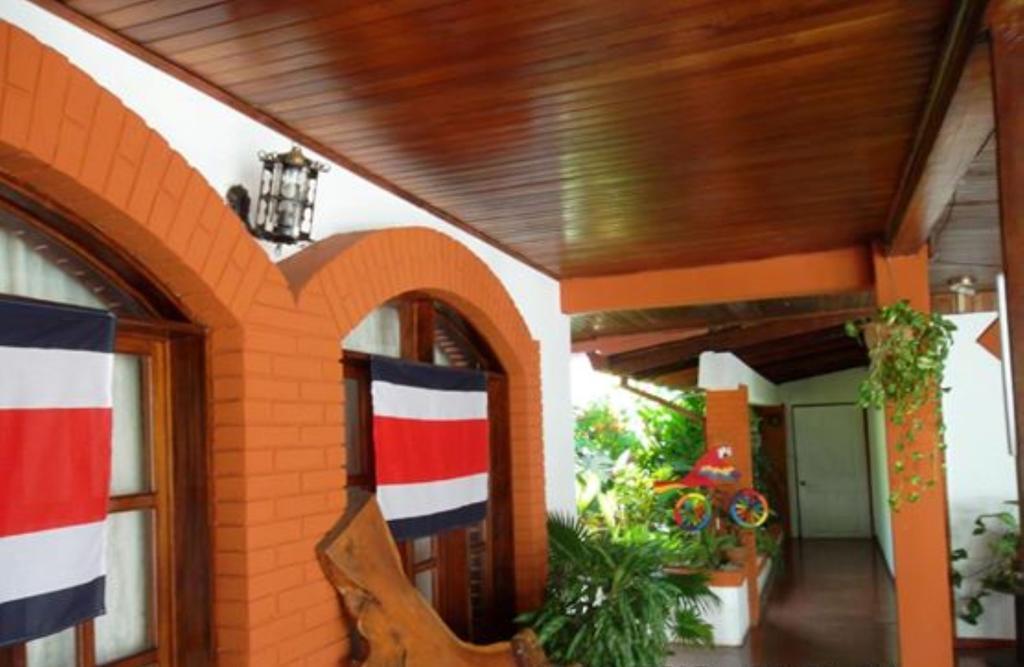 بونتاريناس Hotel Jackie'S House المظهر الخارجي الصورة